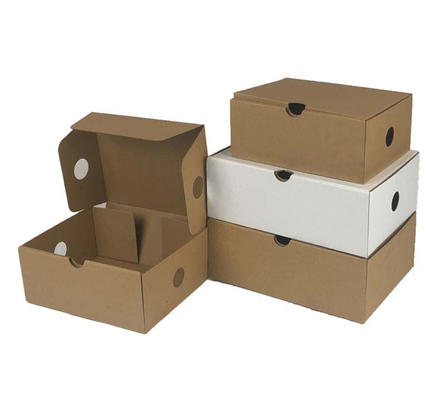 Emballage de boîtes à chaussures vides en carton simple recyclable avec des couvercles